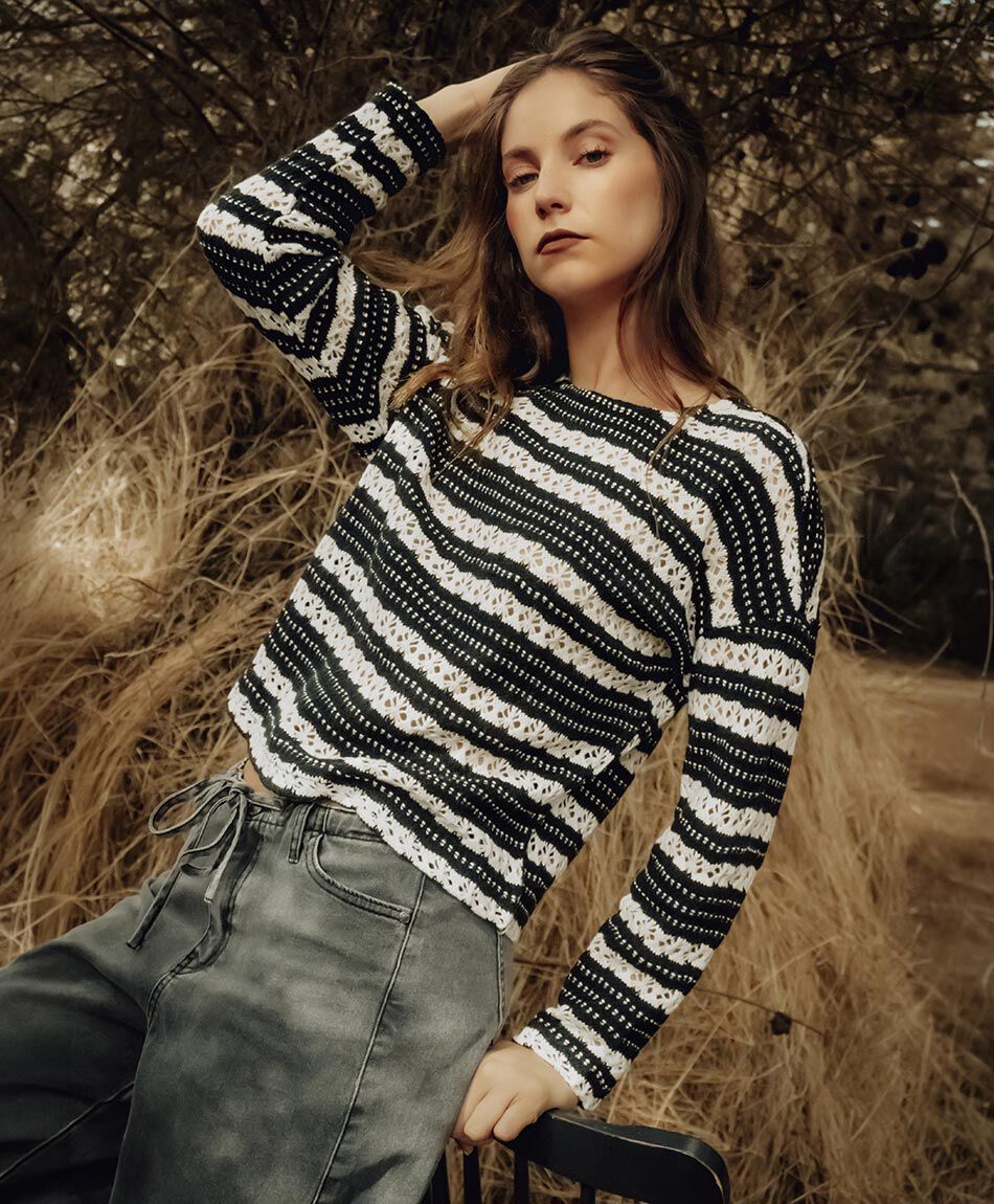 Sweater mujer calado rayas