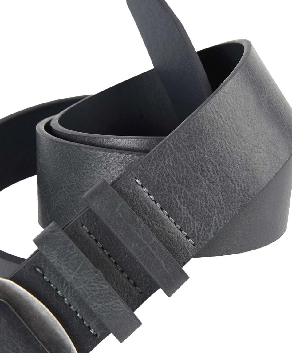 Cintur&oacute;n hombre texturizado hebilla cuadrada