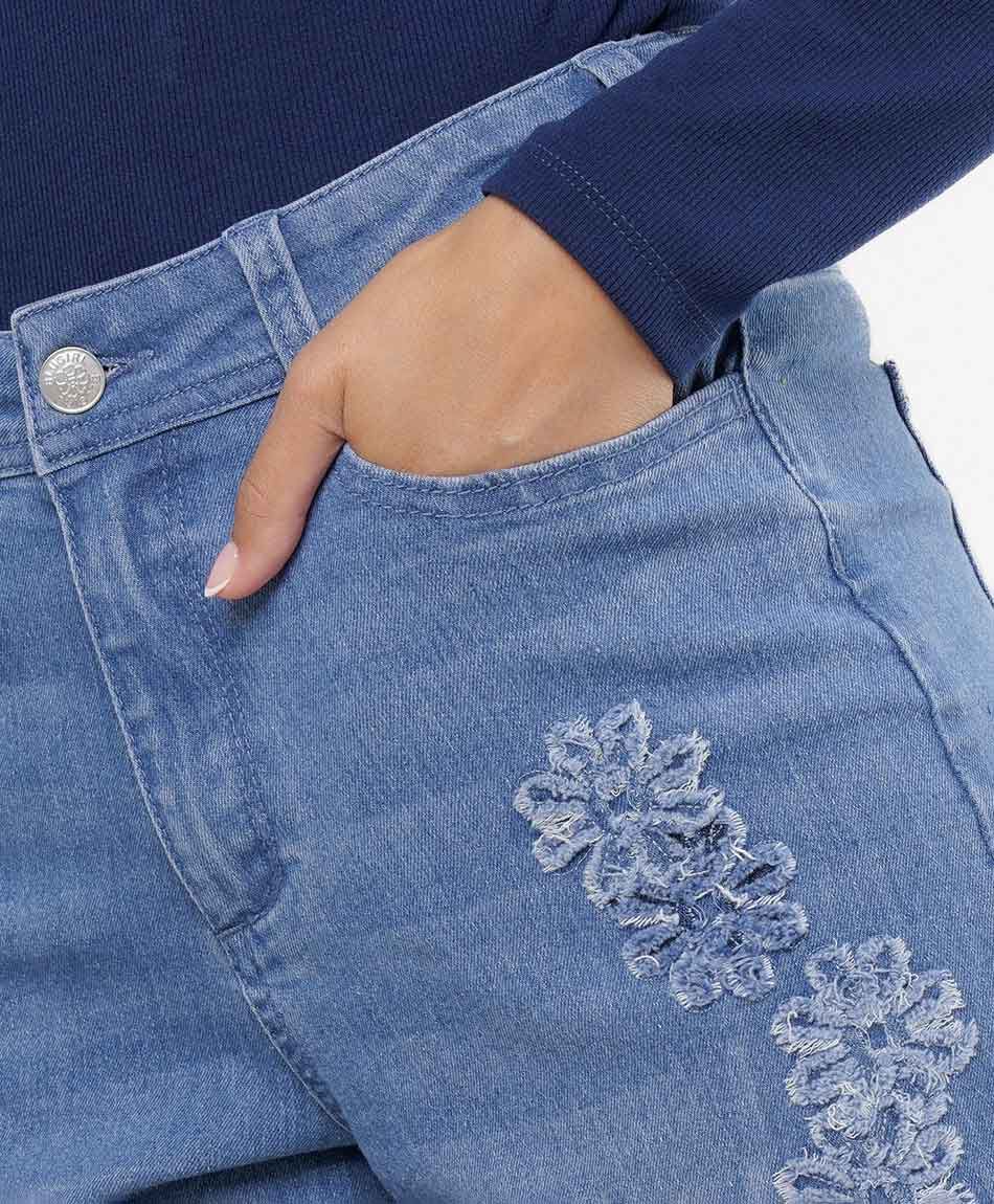 Jeans mujer bordado flores