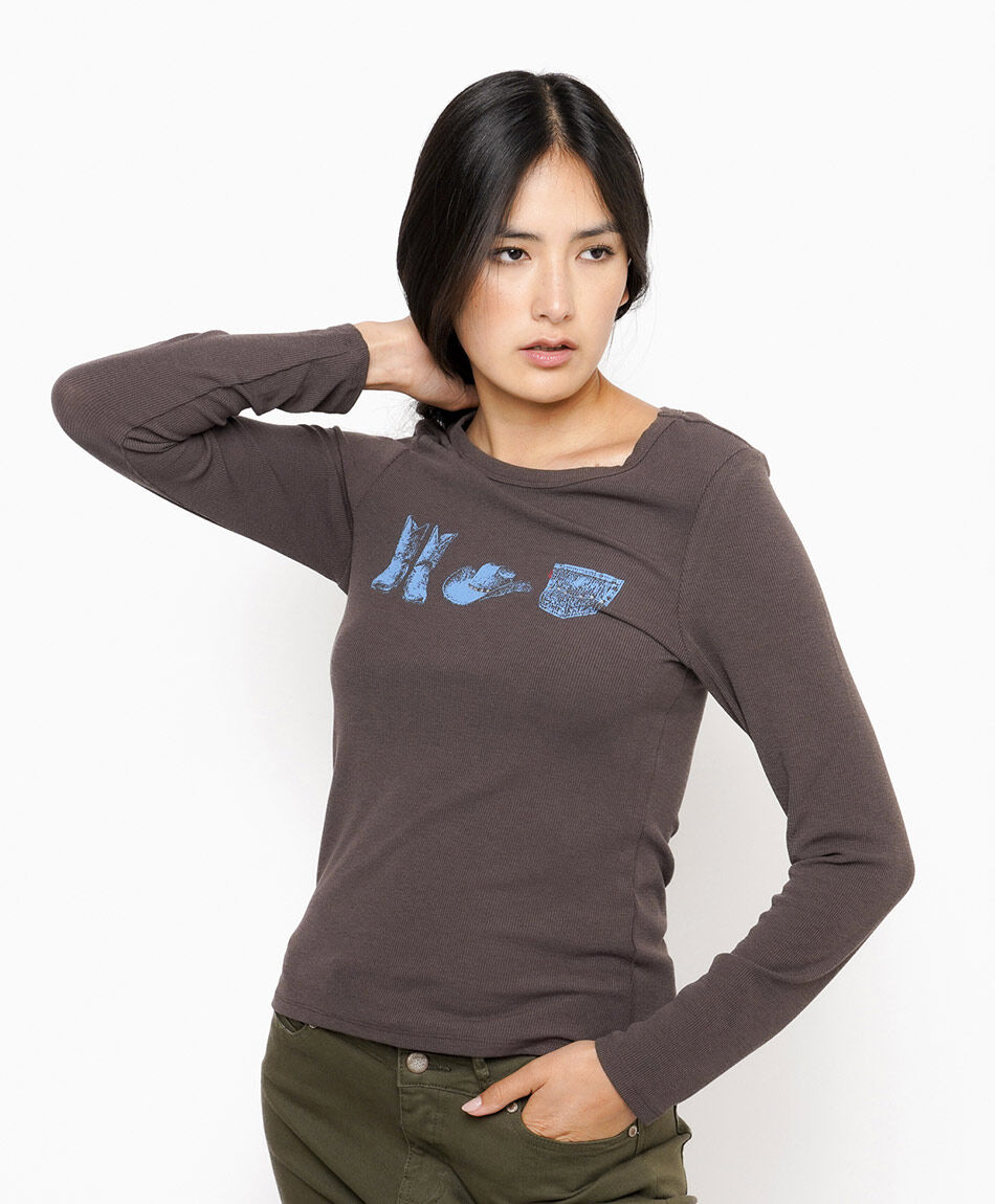 Remera mujer estampado cow girl