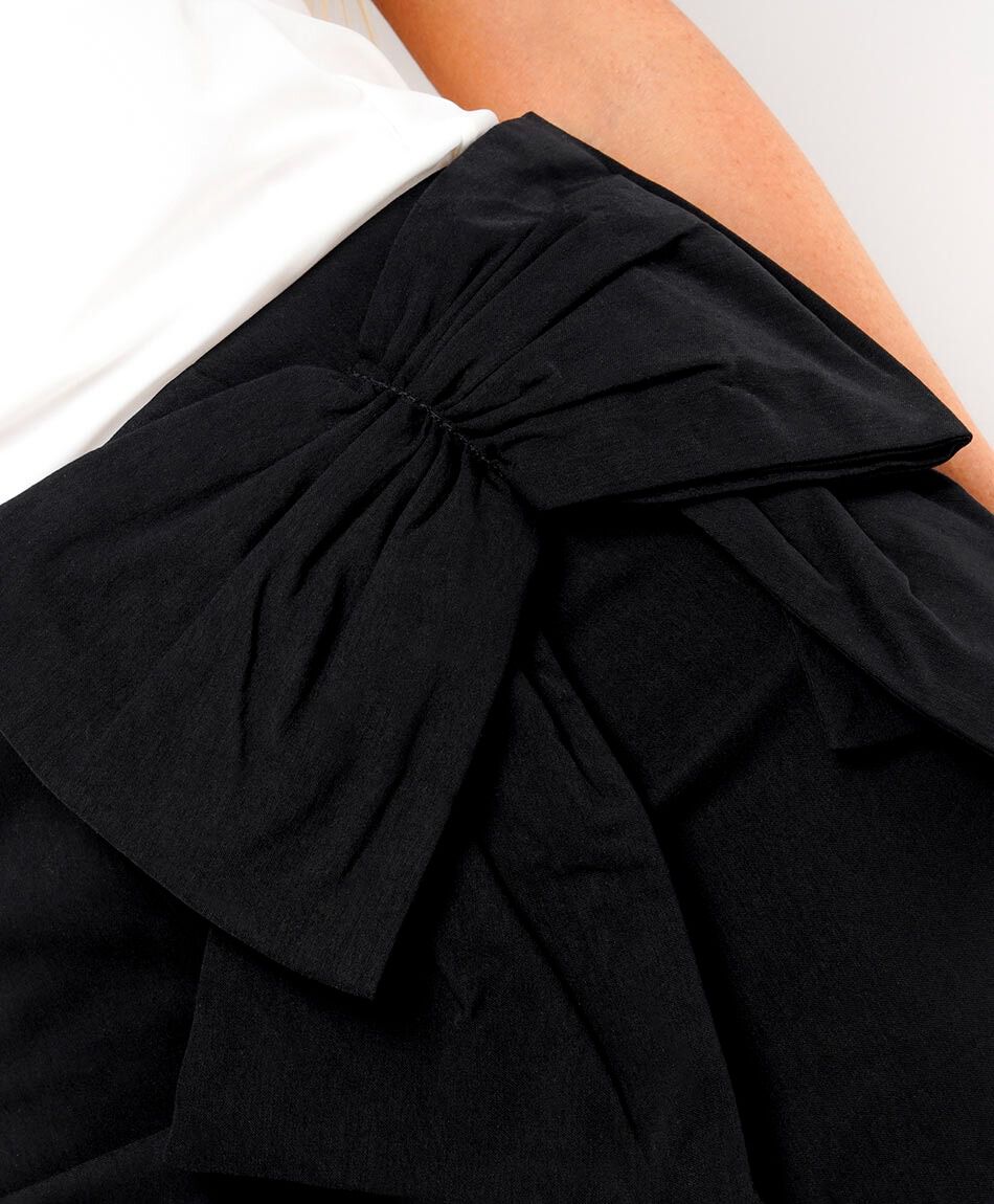 Mini pollera mujer roset&oacute;n