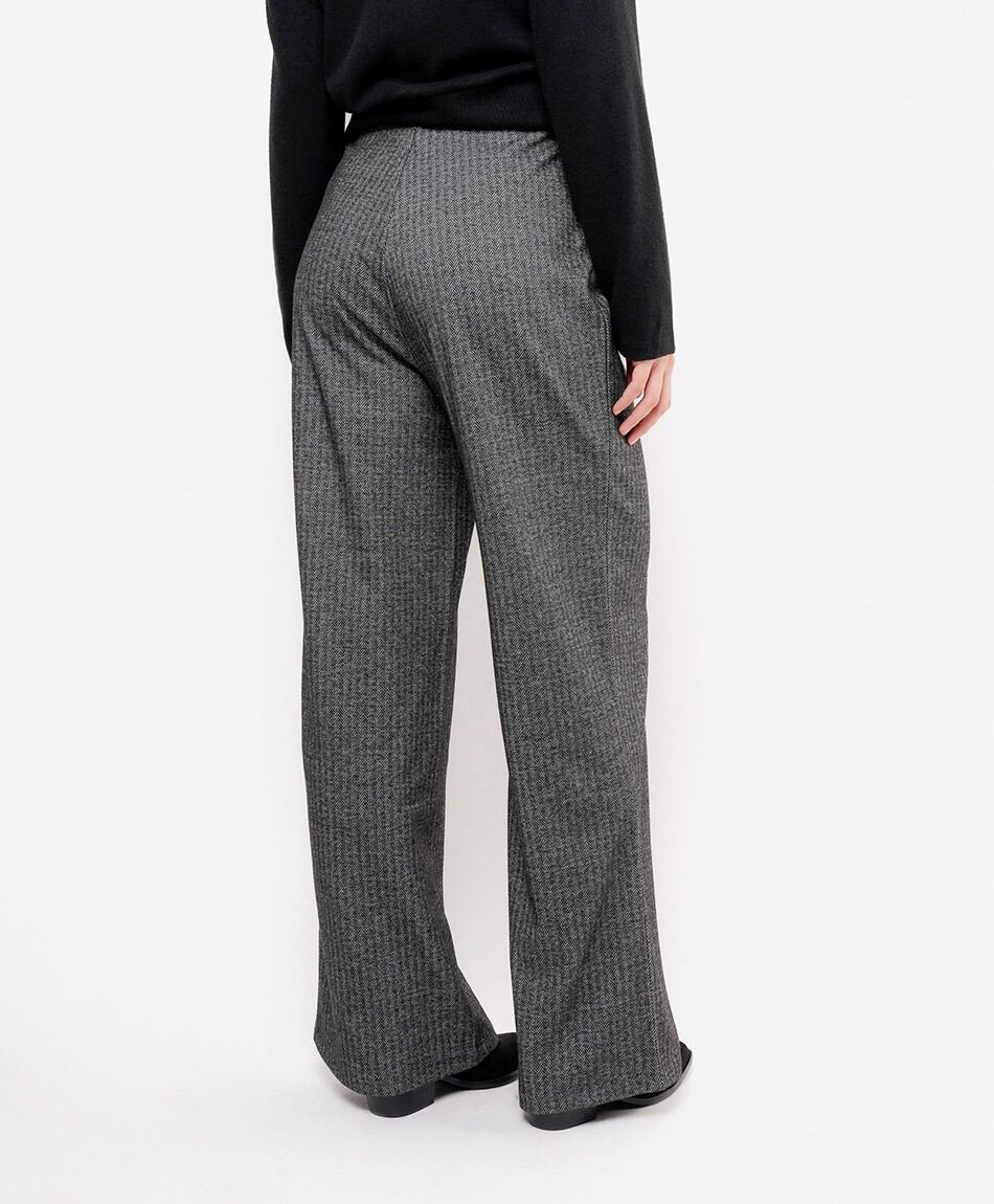 Pantal&oacute;n mujer wide dise&ntilde;o