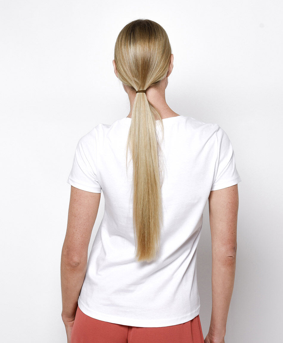 Remera mujer texto pinceleada