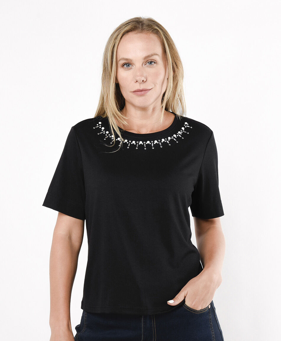 Remera mujer detalle cuello