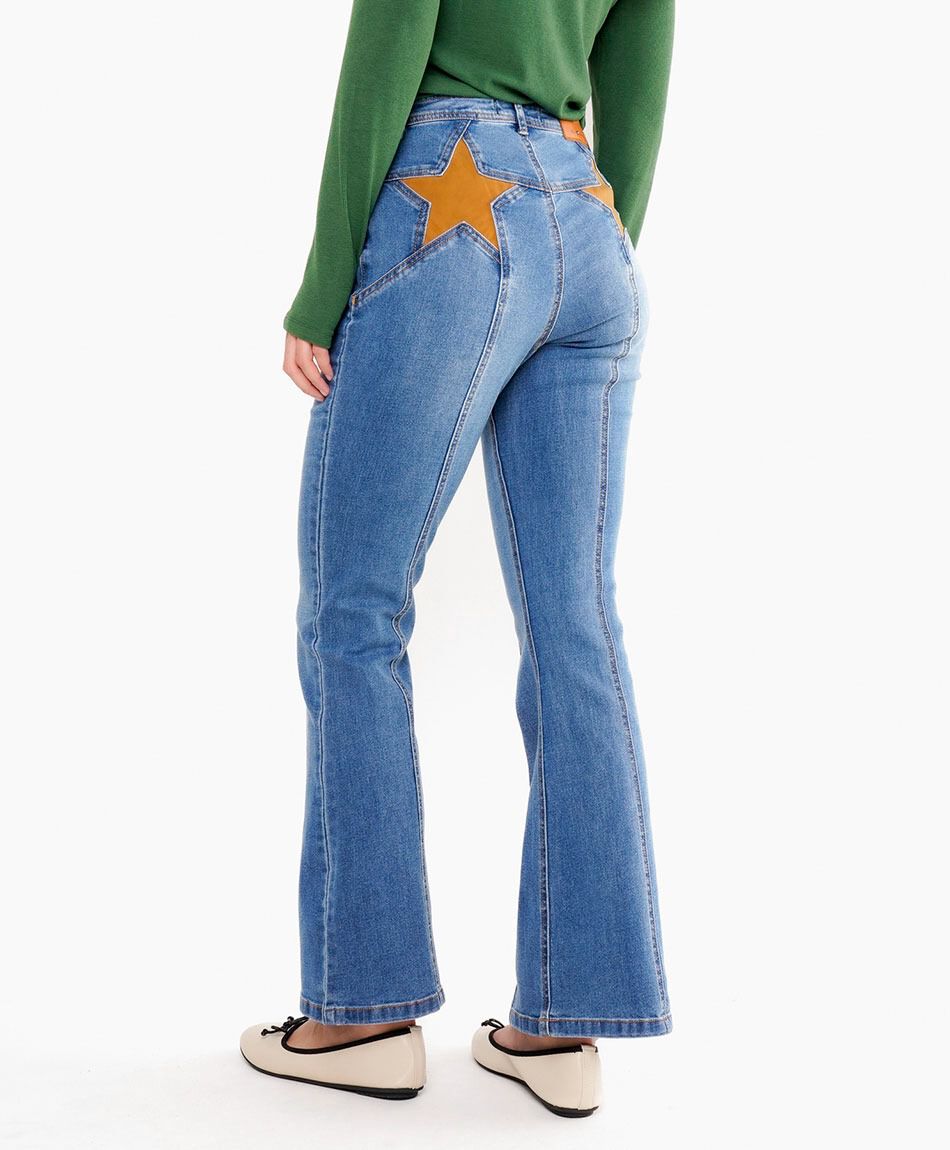Jeans mujer flare linea decorativa
