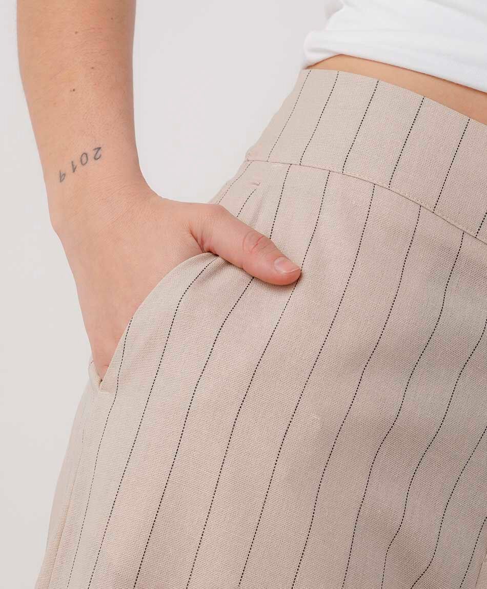 Pantal&oacute;n mujer listado doble bot&oacute;n lino
