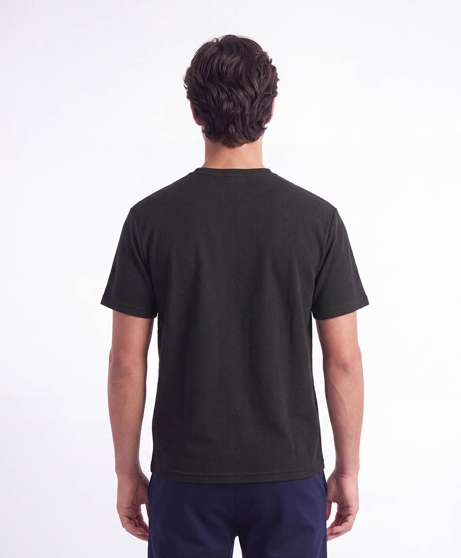 Remera deportiva texturizada negra