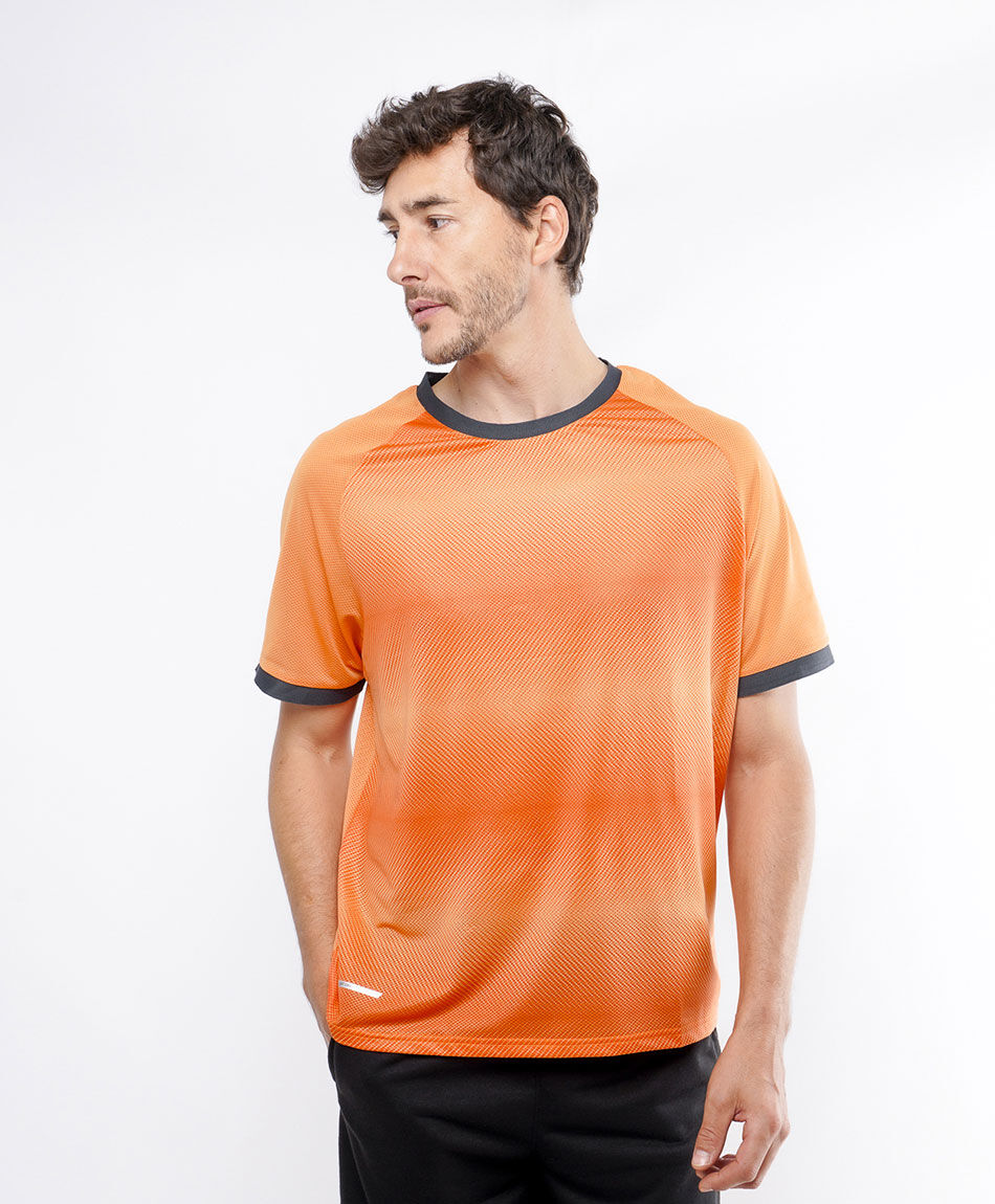 Remera deportiva hombre print naranjo