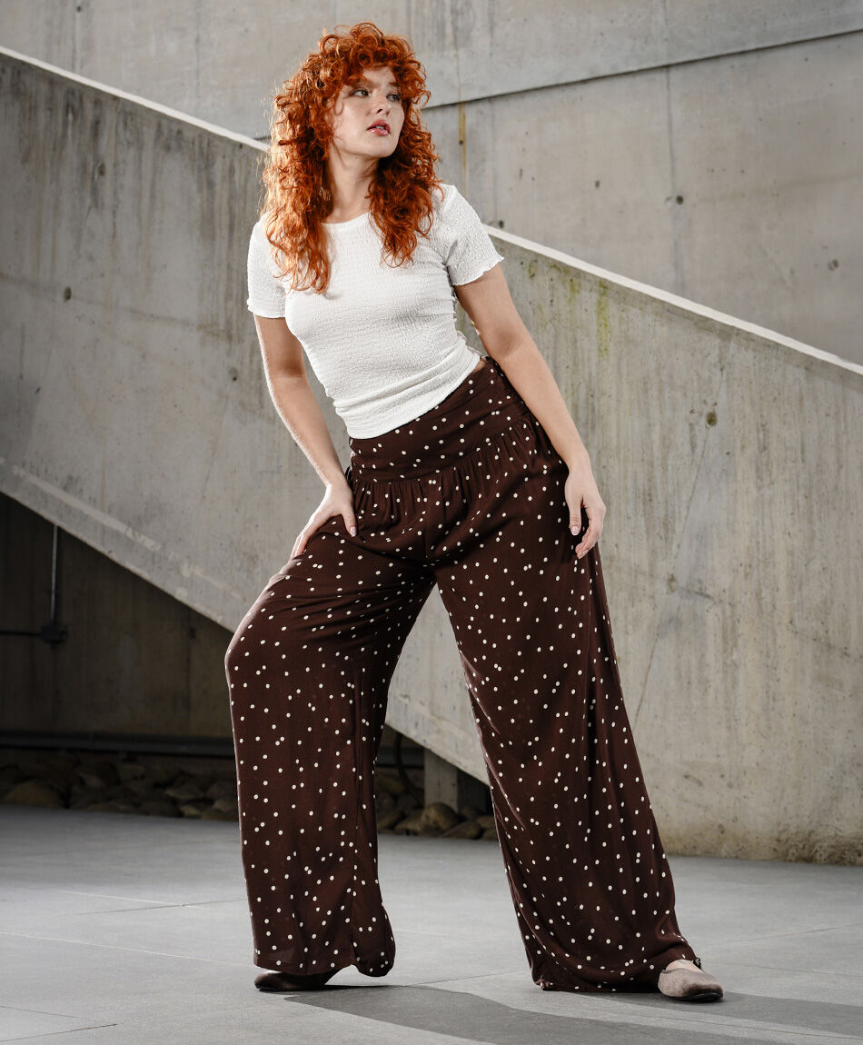 Pantal&oacute;n mujer wide lunares