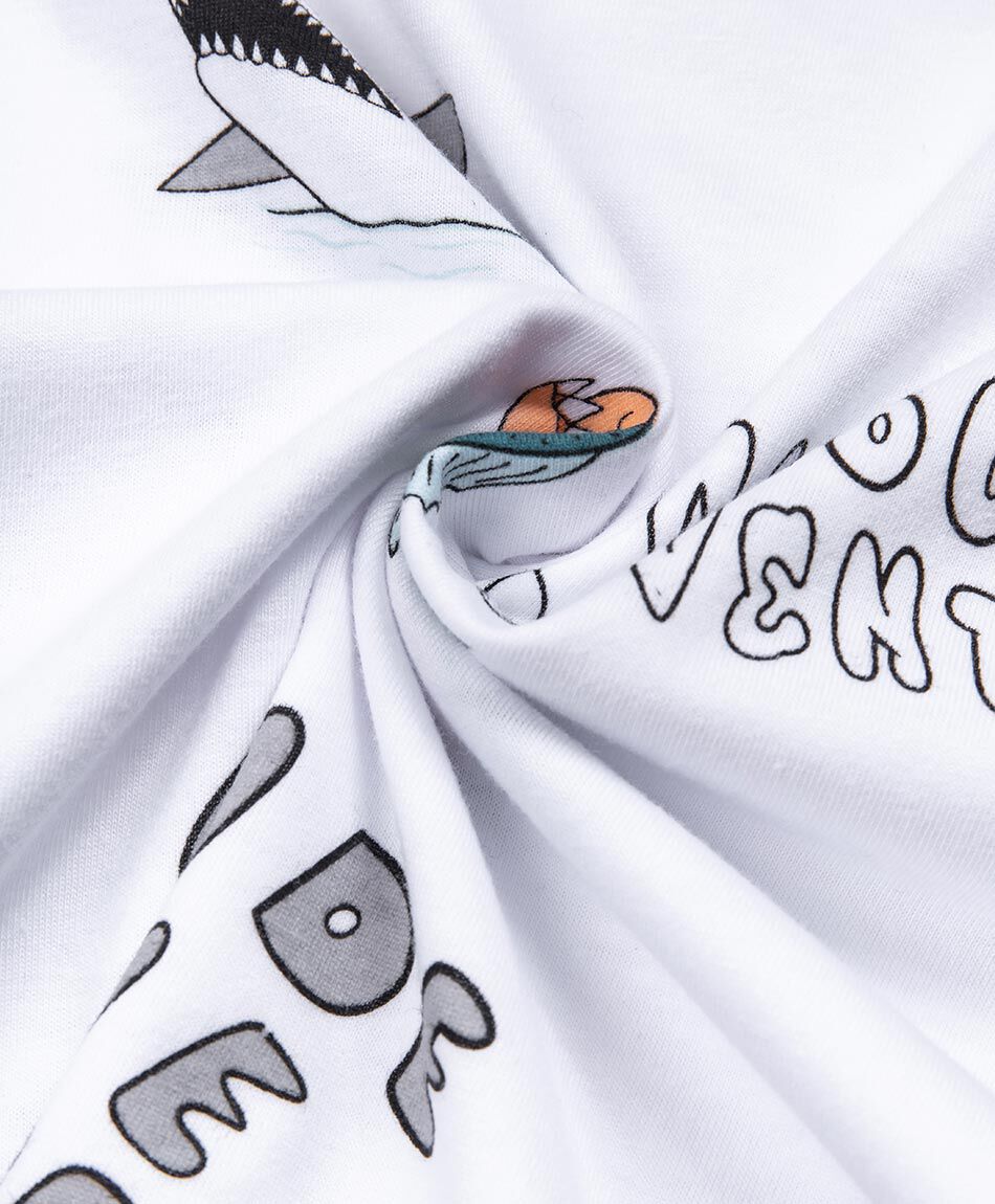 Remera ni&ntilde;o tiburones