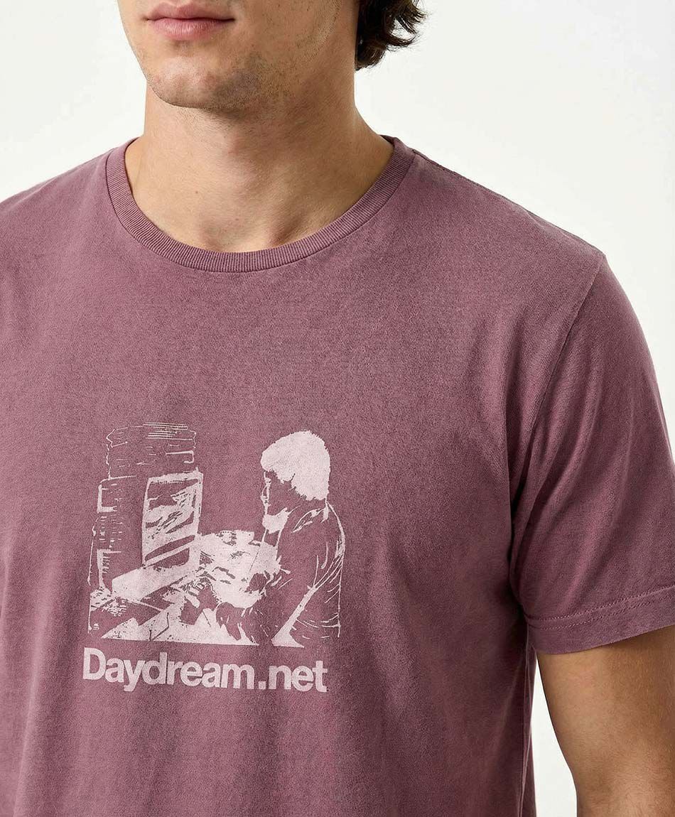 Remera hombre day dream red