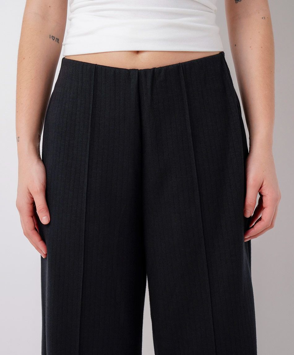 Pantal&oacute;n mujer costura frontal
