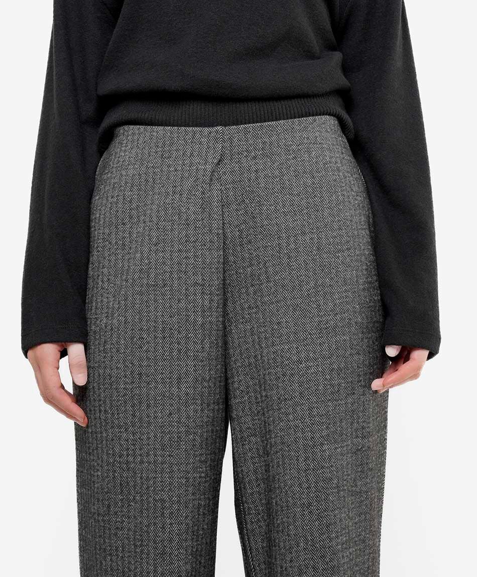 Pantal&oacute;n mujer wide dise&ntilde;o