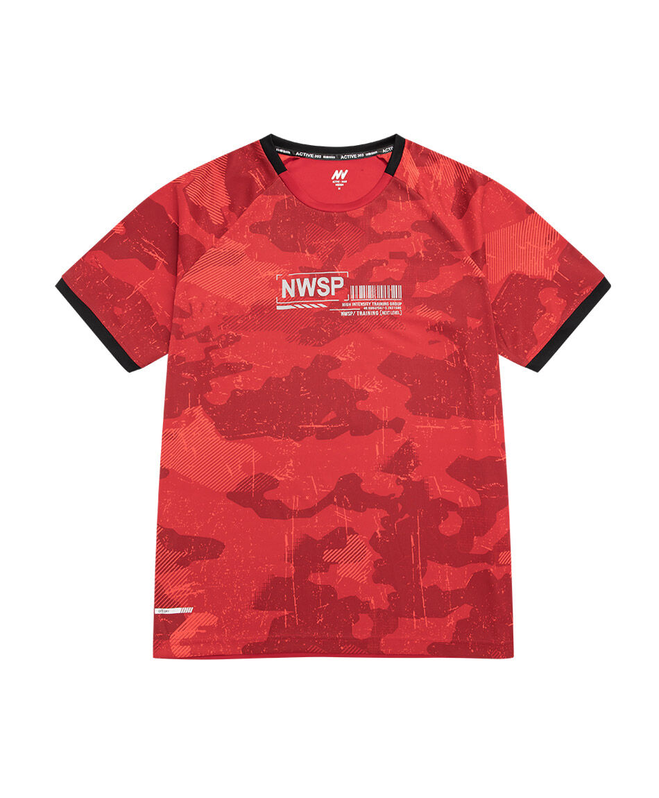 Remera deportiva hombre esencia roja