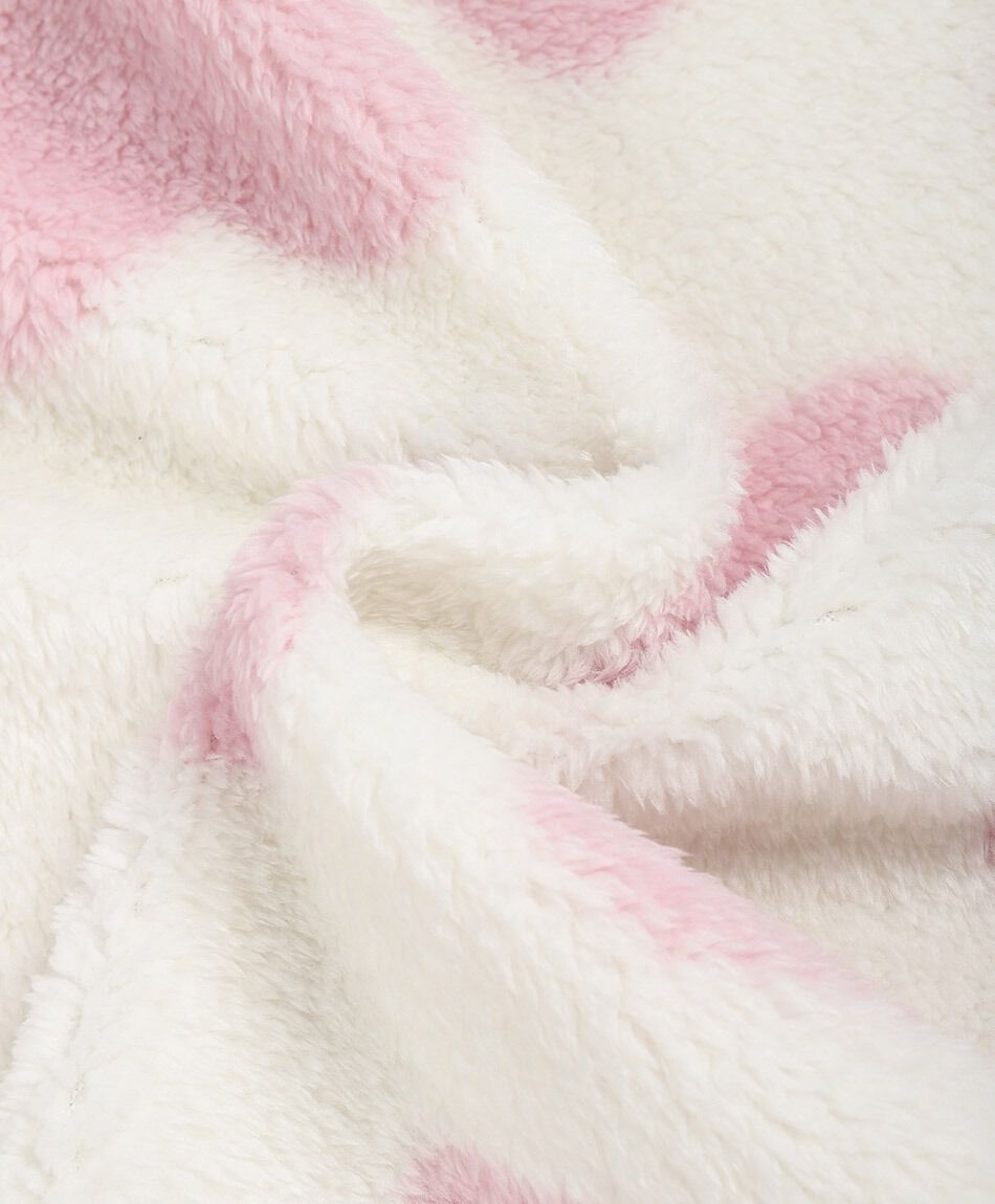 Poler&oacute;n manta mujer corazones