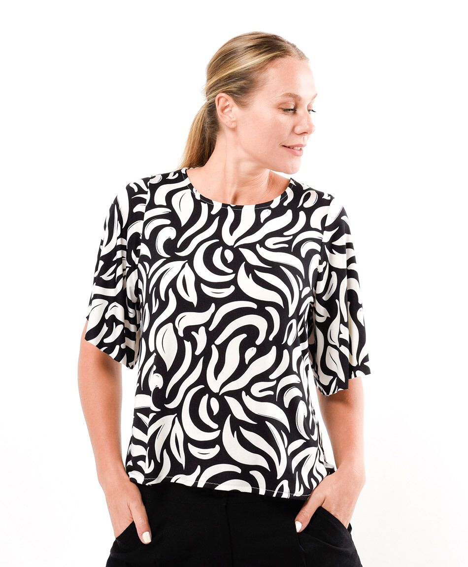 Remera mujer estampada bicolor