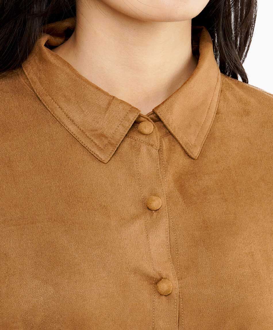Camisa mujer minimalista camel