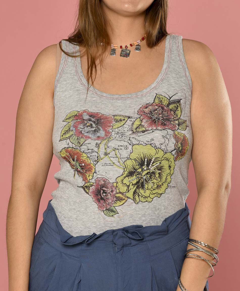 Polera bordada