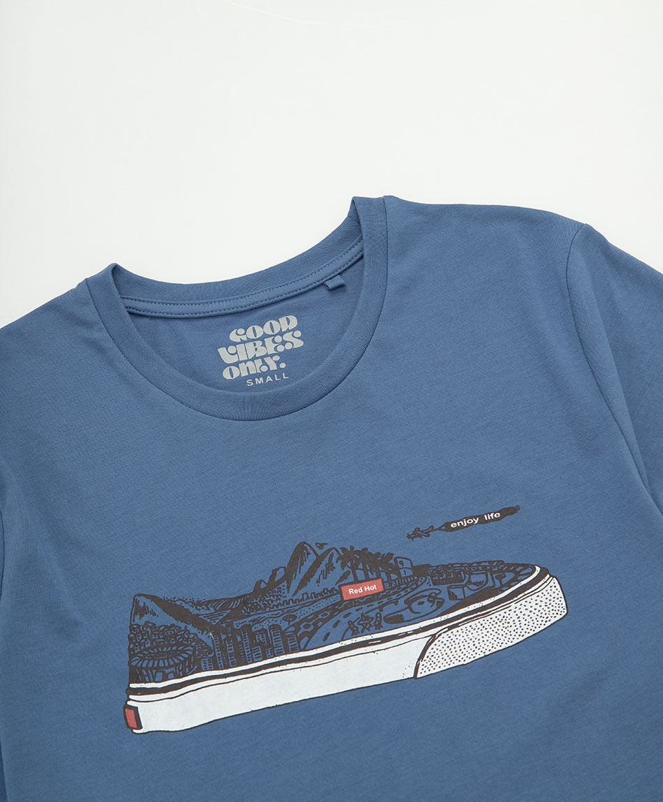 Remera hombre print zapatilla