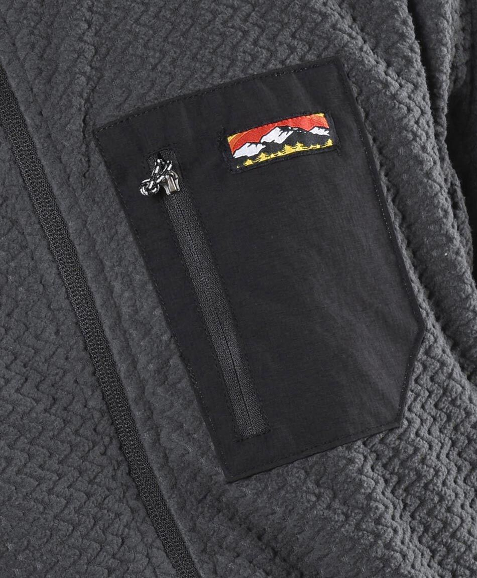 Buzo hombre outdoor textura