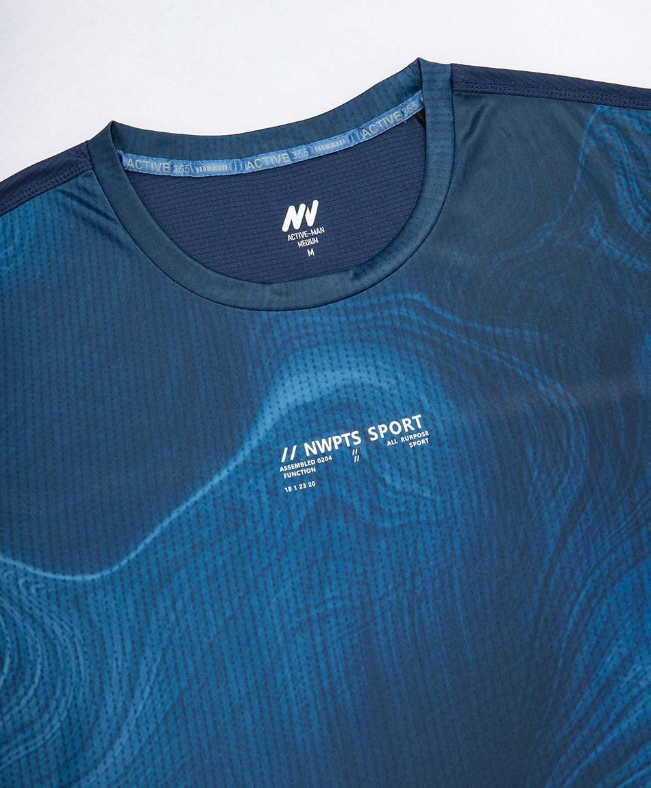 Remera deportiva hombre ondas