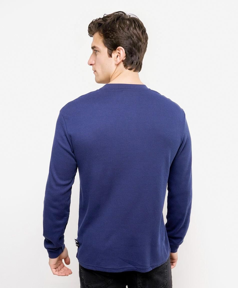 Polera hombre texturizada botones