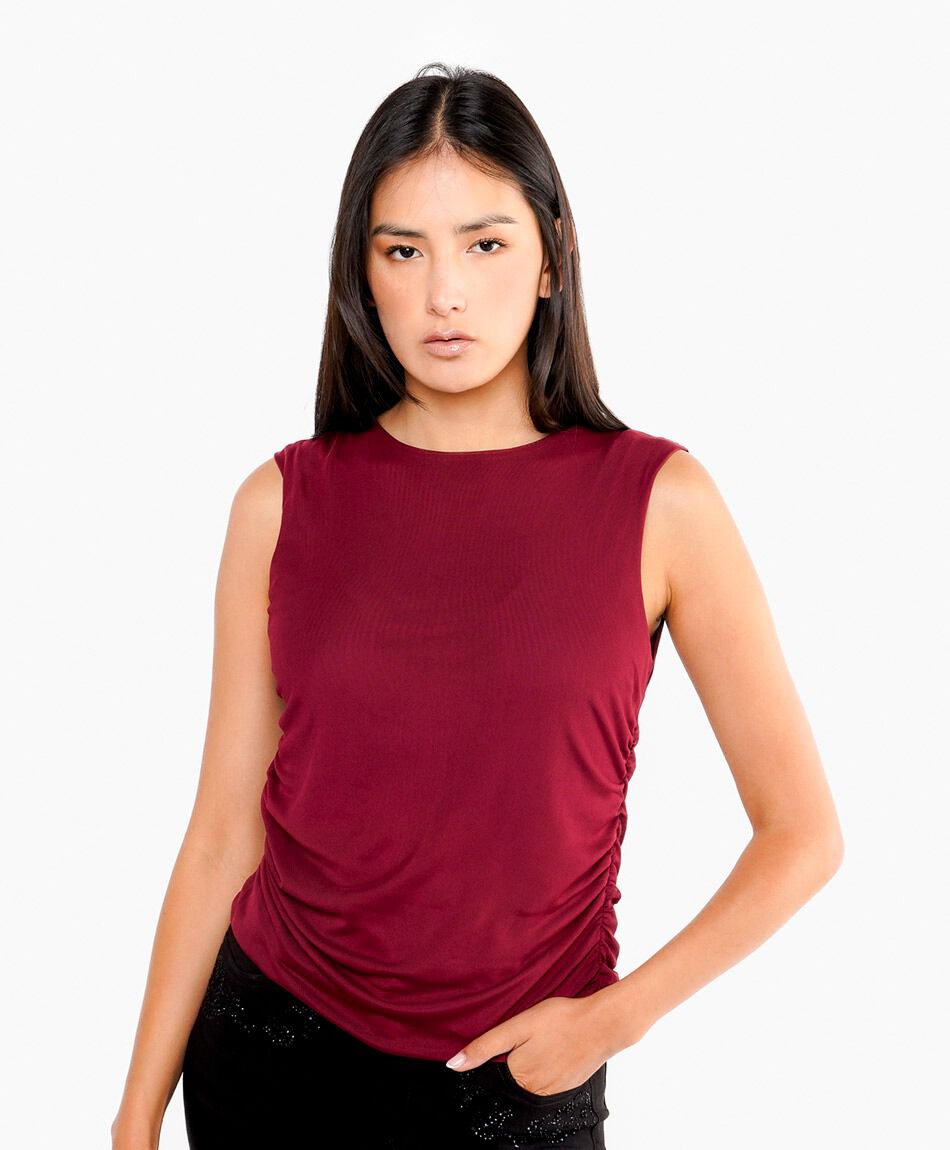 Remera mujer top sin mangas berry
