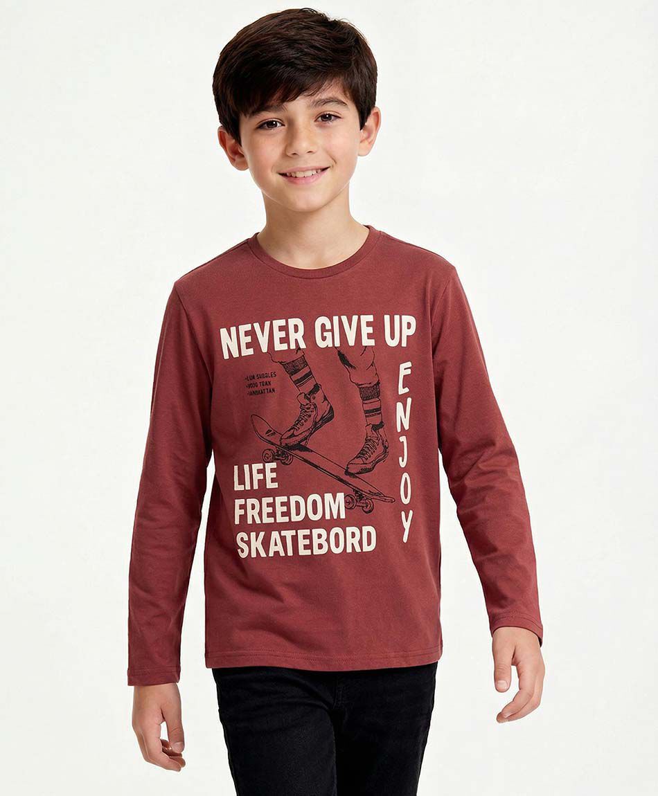 Remera ni&ntilde;o never give up