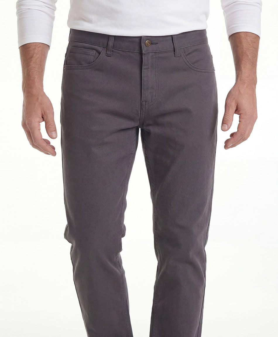 Pantal&oacute;n hombre b&aacute;sico gris