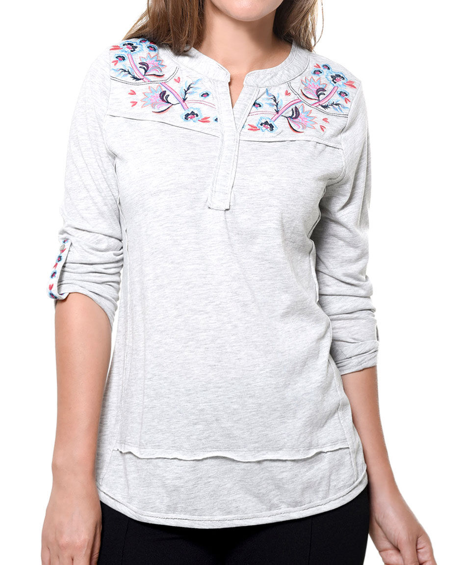Polera bordados