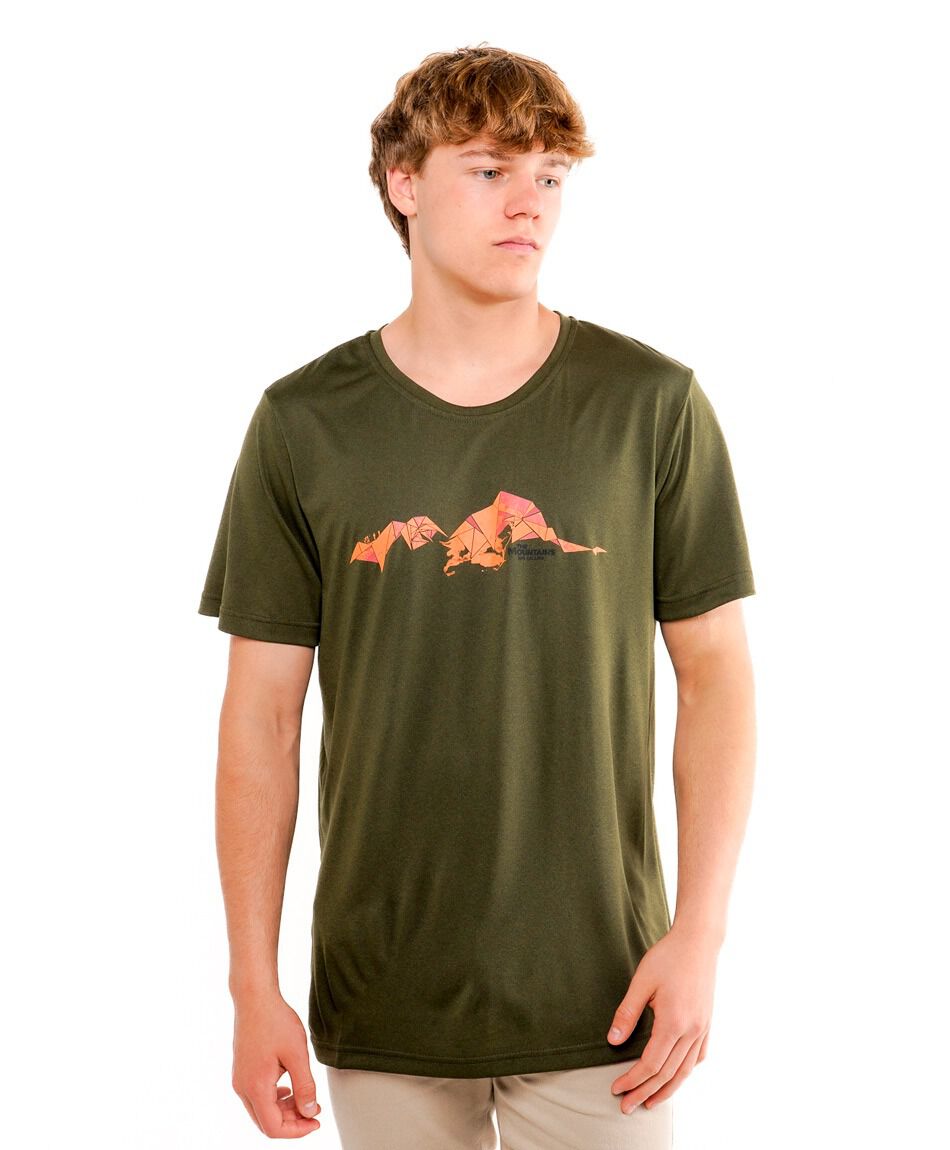 Remera hombre dry fit print monta&ntilde;a