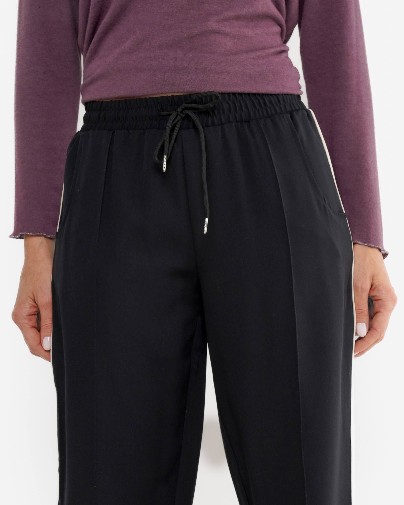 Pantal&oacute;n mujer banda lateral