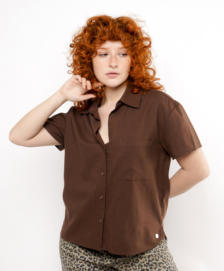 Camisa mujer bolsillo frontal