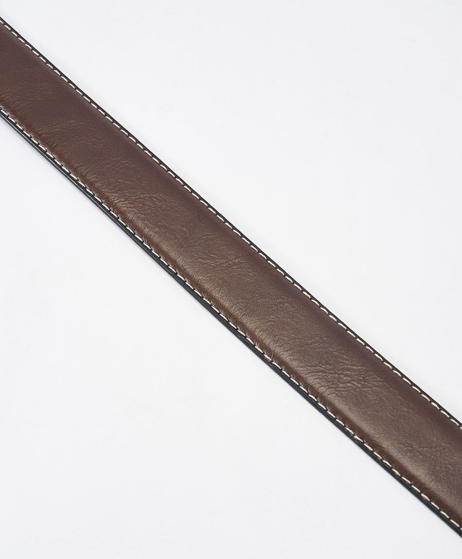 Cintur&oacute;n hombre caf&eacute; b&aacute;sico liso