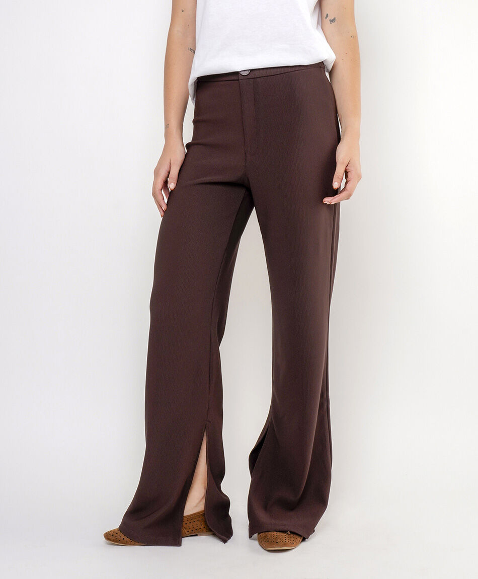 Pantal&oacute;n mujer basta abierta