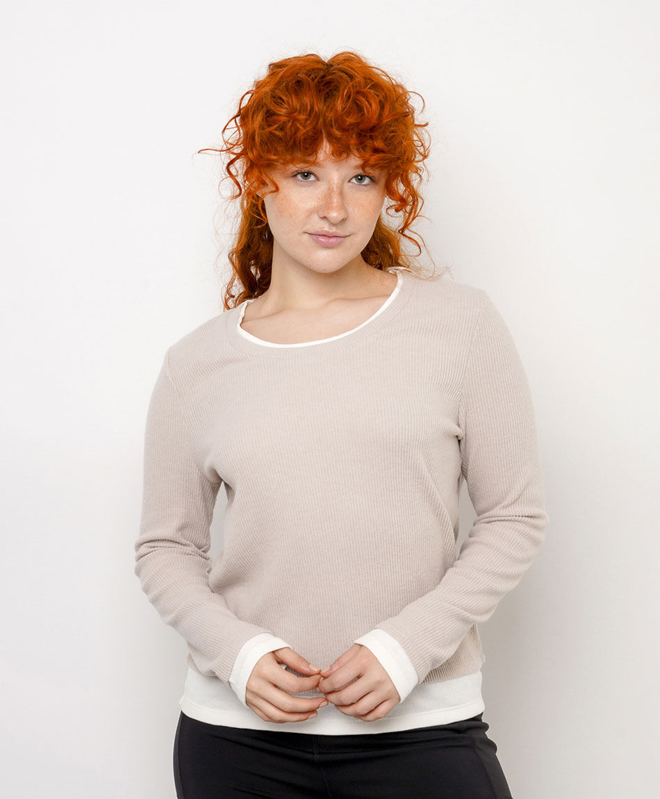 Remera mujer escote redondo profundo