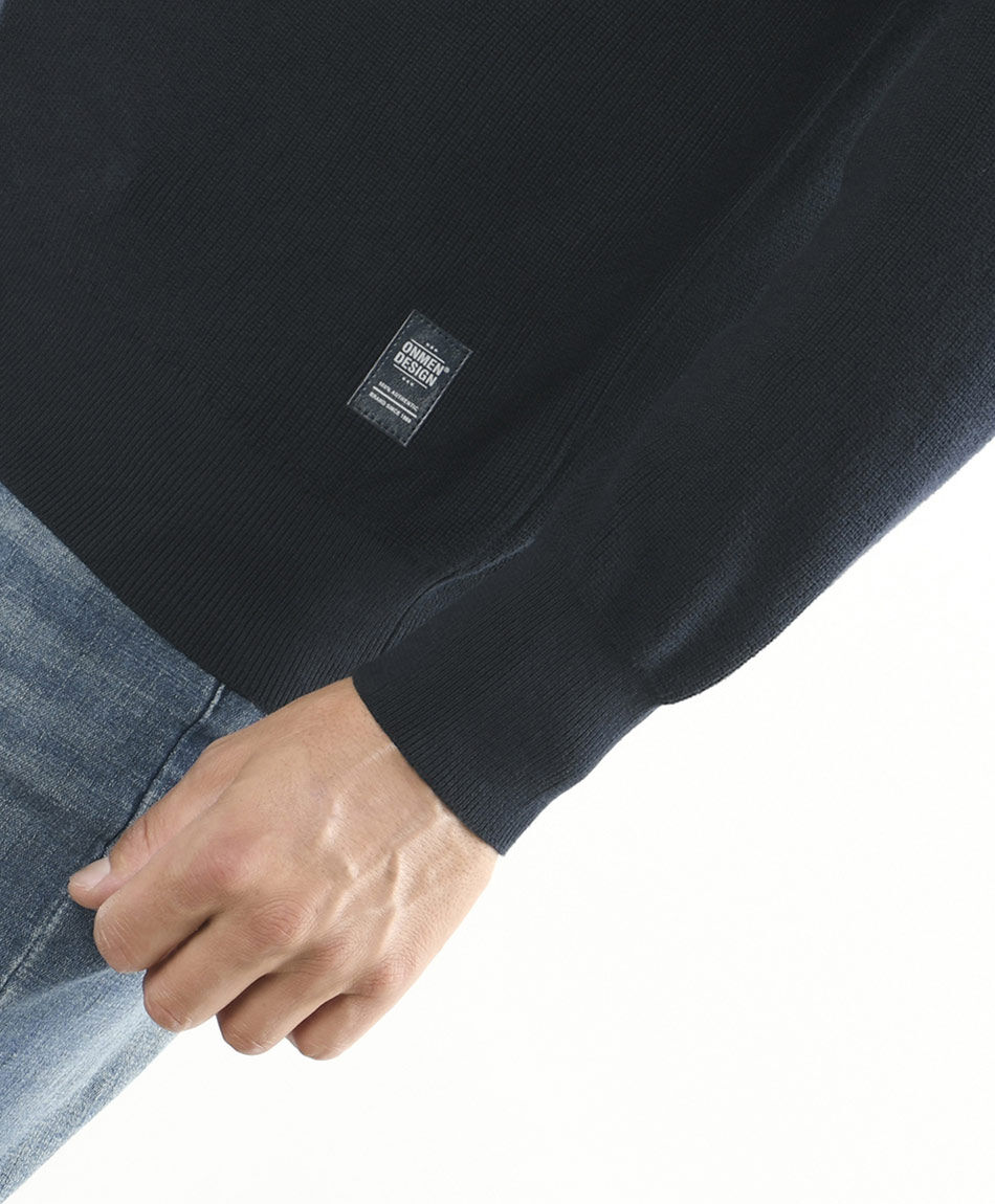 Sweater hombre cuello medio liso