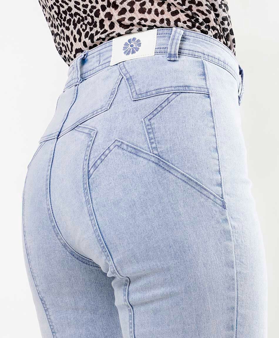 Jeans mujer bolsillos dise&ntilde;o estrella