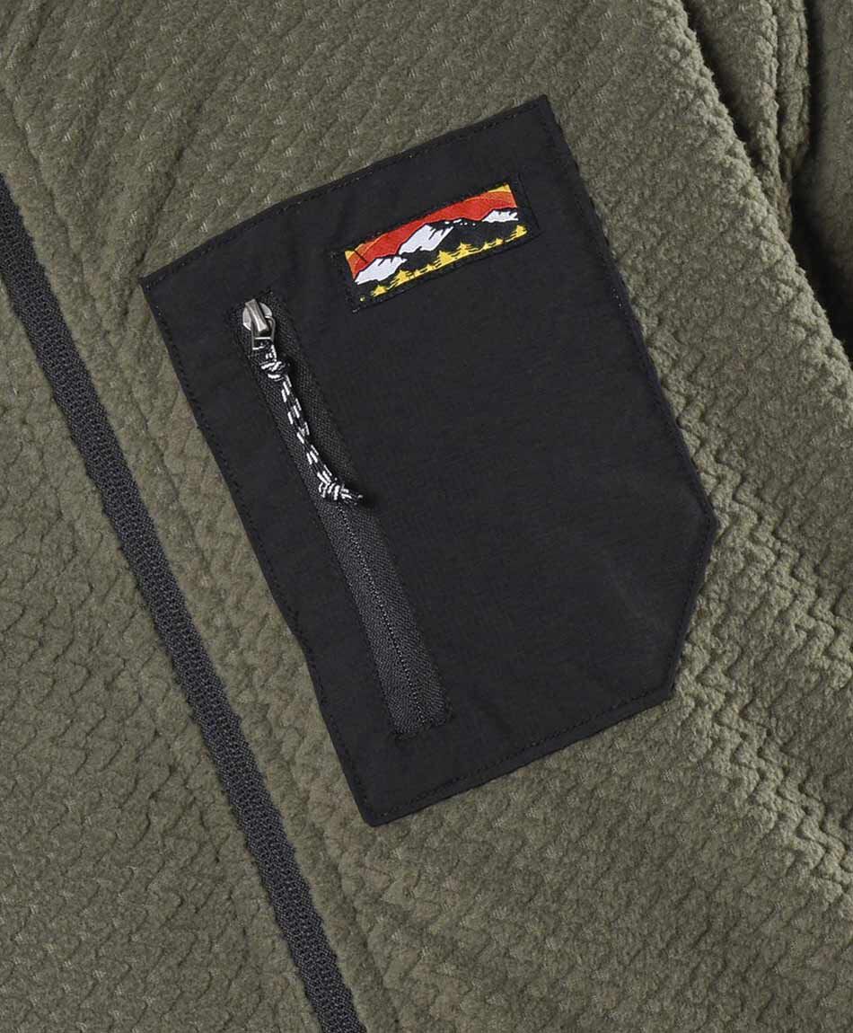 Buzo hombre outdoor textura