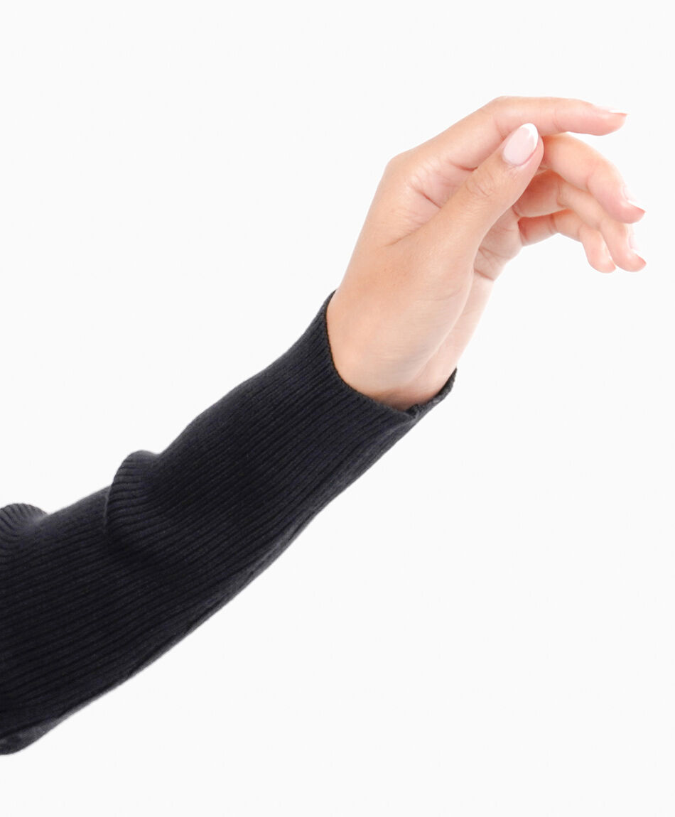 Sweater mujer cuello polo l&iacute;nea