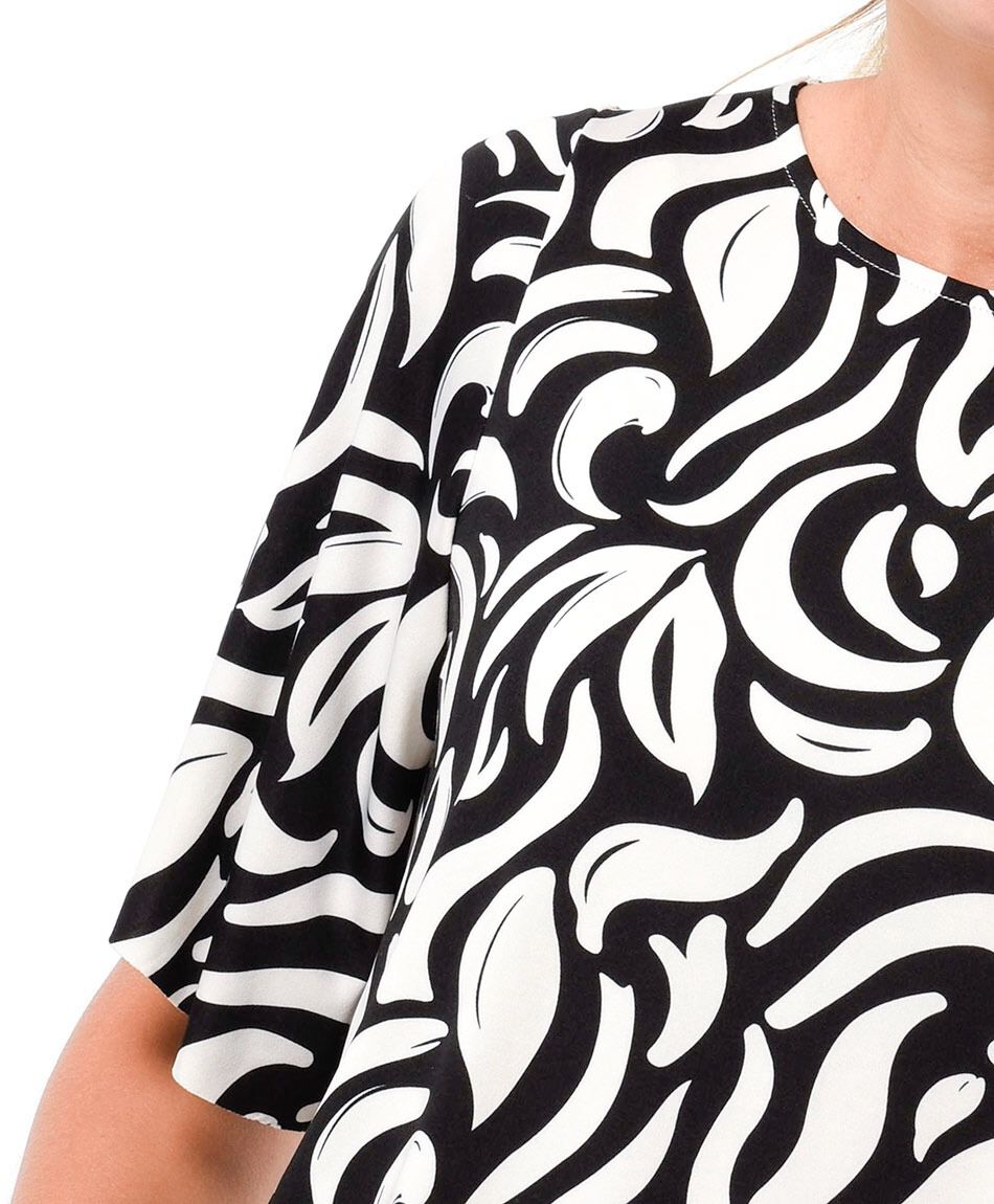 Remera mujer estampada bicolor