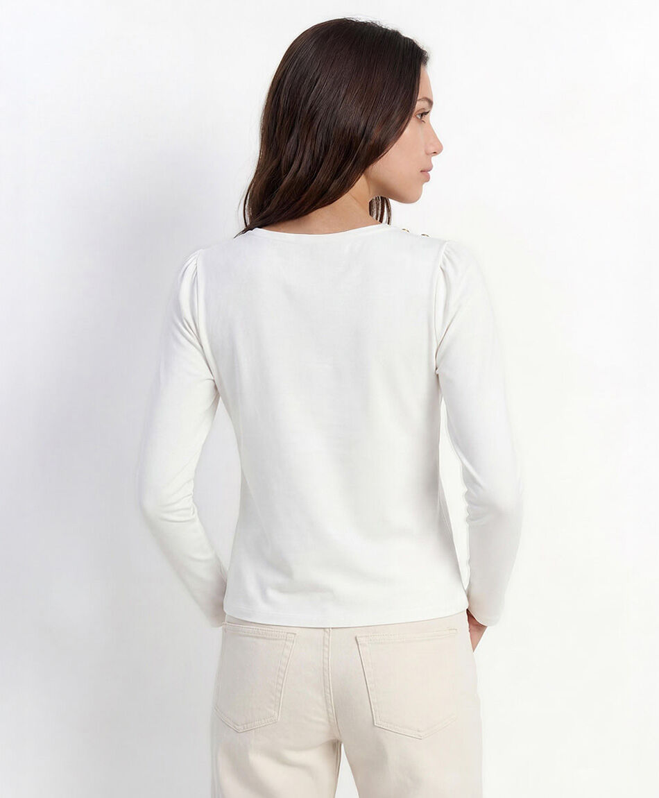Remera mujer tachas hombro