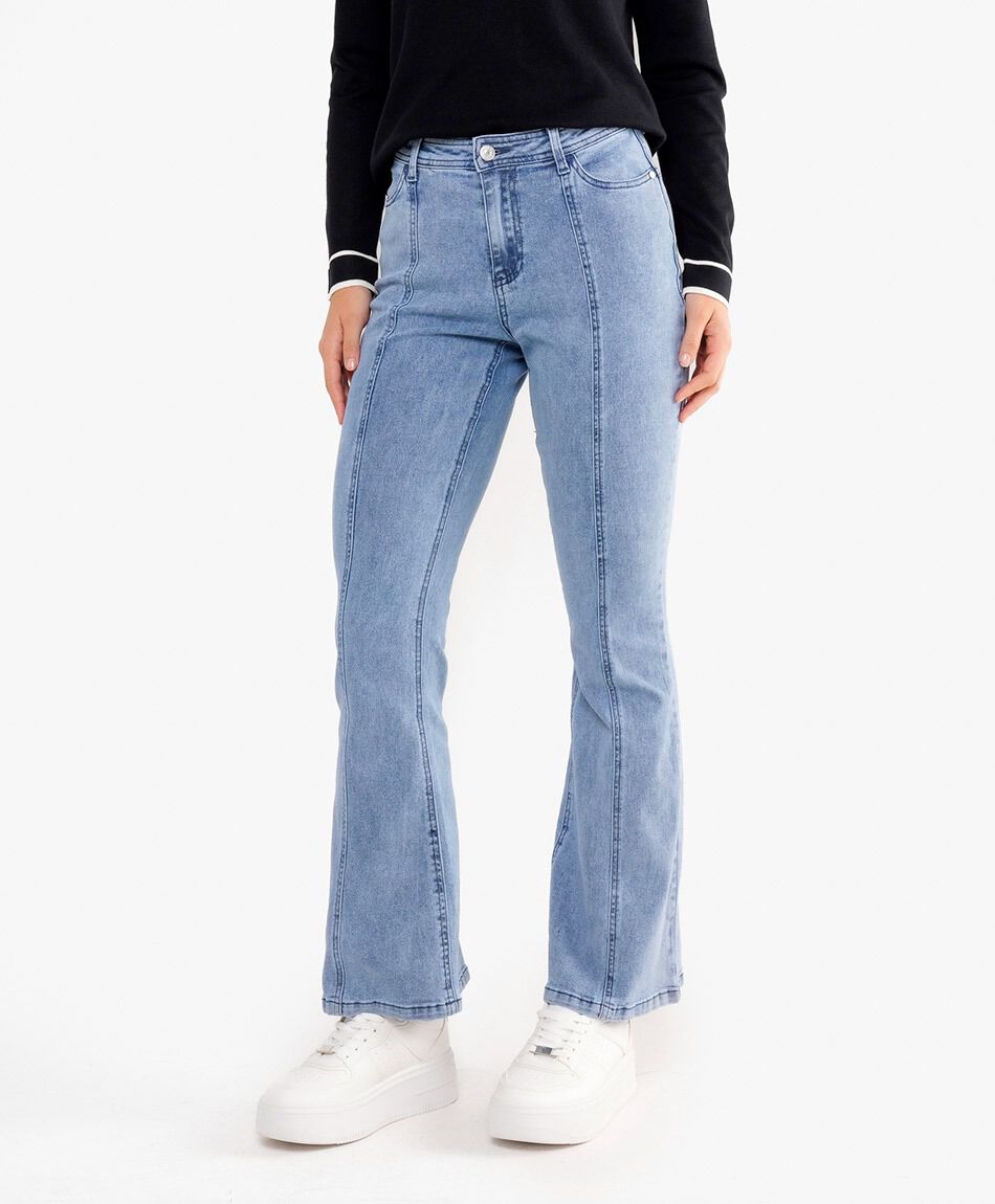 Jeans mujer flare costura frontal