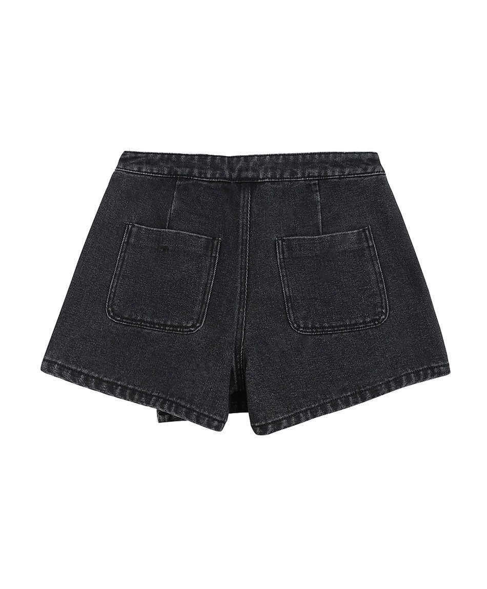 Short ni&ntilde;a dise&ntilde;o falda abotonada