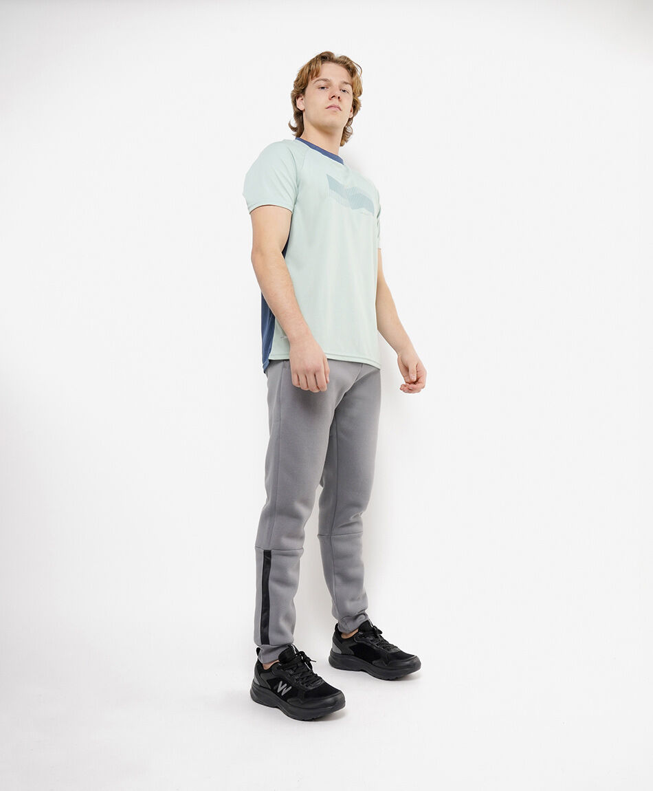 Pantal&oacute;n deportivo hombre costuras