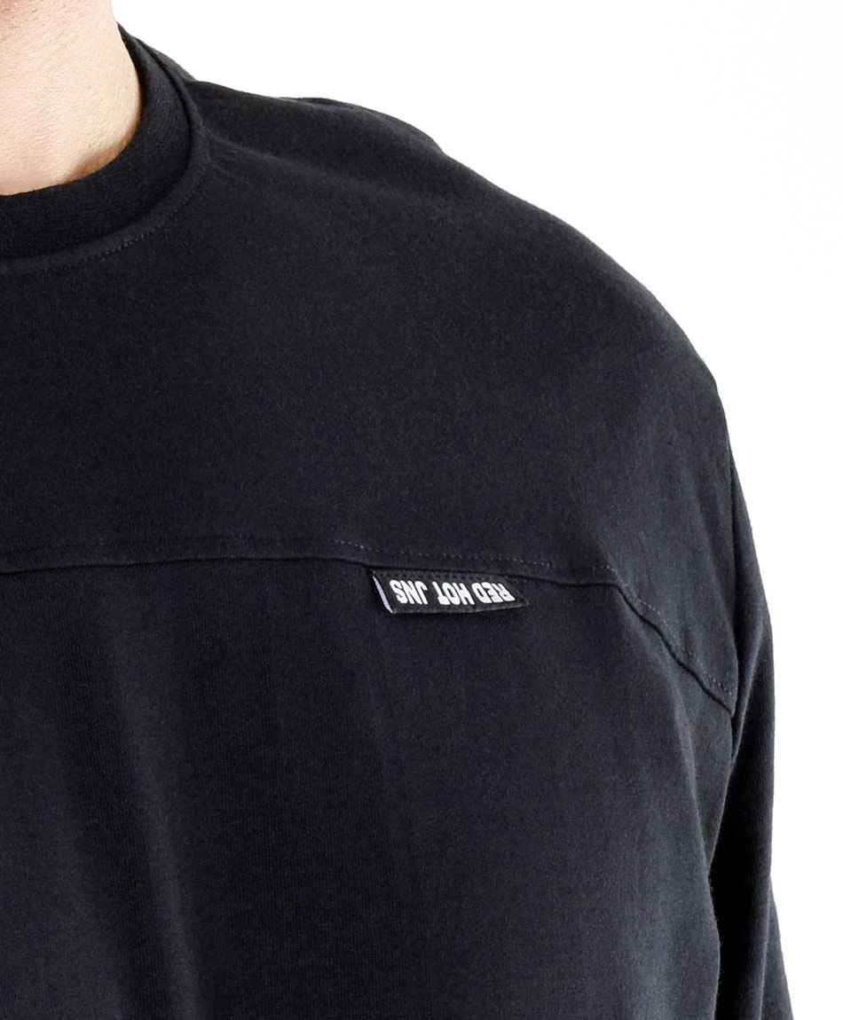 Polera hombre negra manga larga