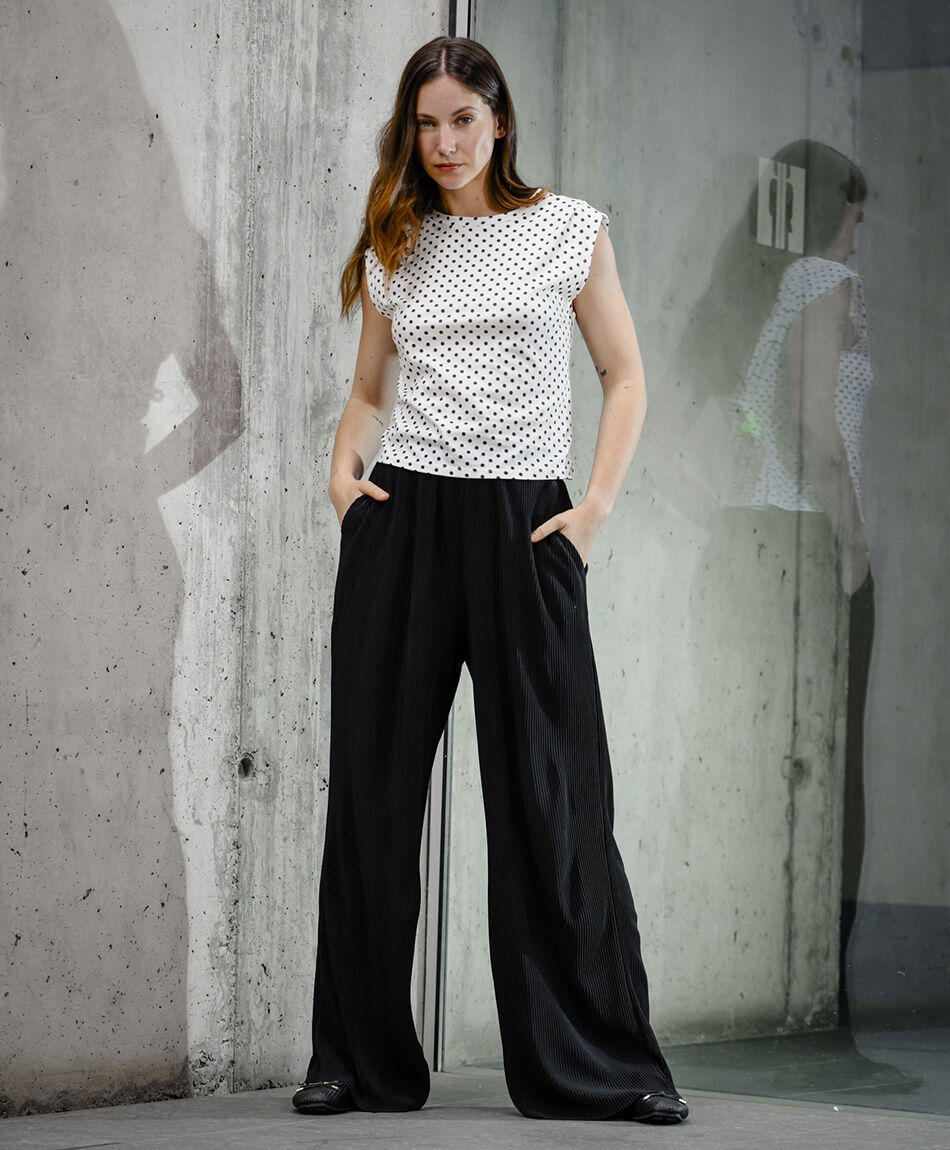 Pantal&oacute;n mujer acanalado satinado