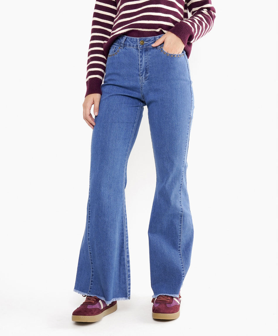 Jeans mujer flare tiro alto estructurado