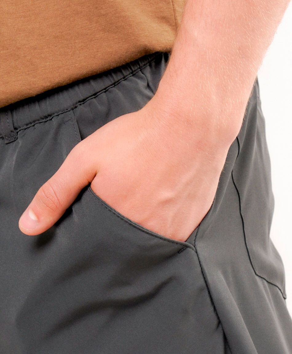 Bermuda hombre estilo surf