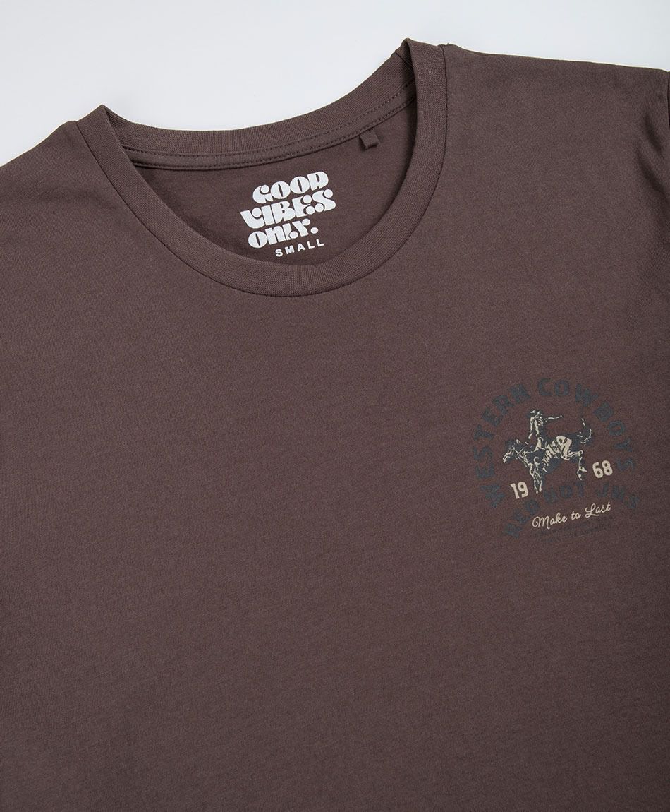 Remera hombre estampado western